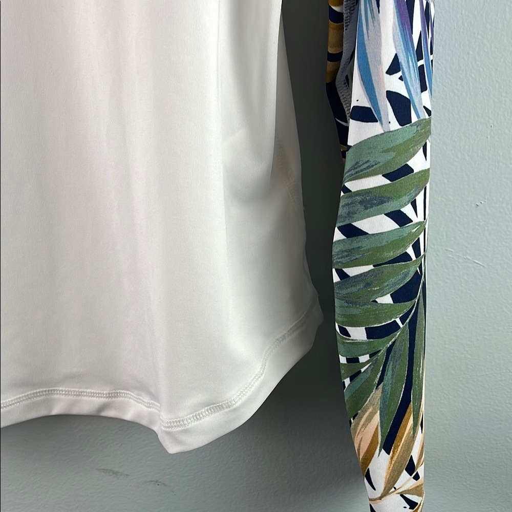 Hurley Long Sleeve with Leaf Pattern UPF 50+ Size XL - Picture 5 of 7